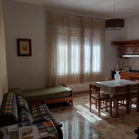 Casa Vacanze Lina Daire San Mauro Castelverde Dış mekan fotoğraf